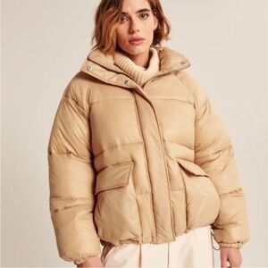 NWT Abercrombie & Fitch Oversized Utility Puffer Jacket Tan Size XS